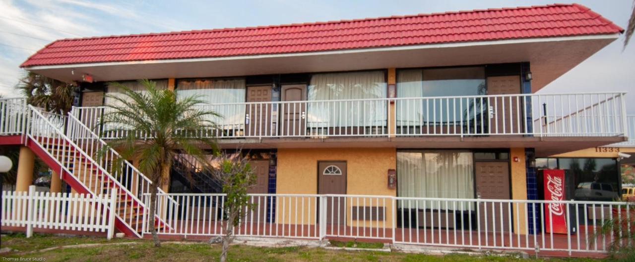 Express Inn & Suites - 5 Miles From St Petersburg Clearwater Airport Dış mekan fotoğraf